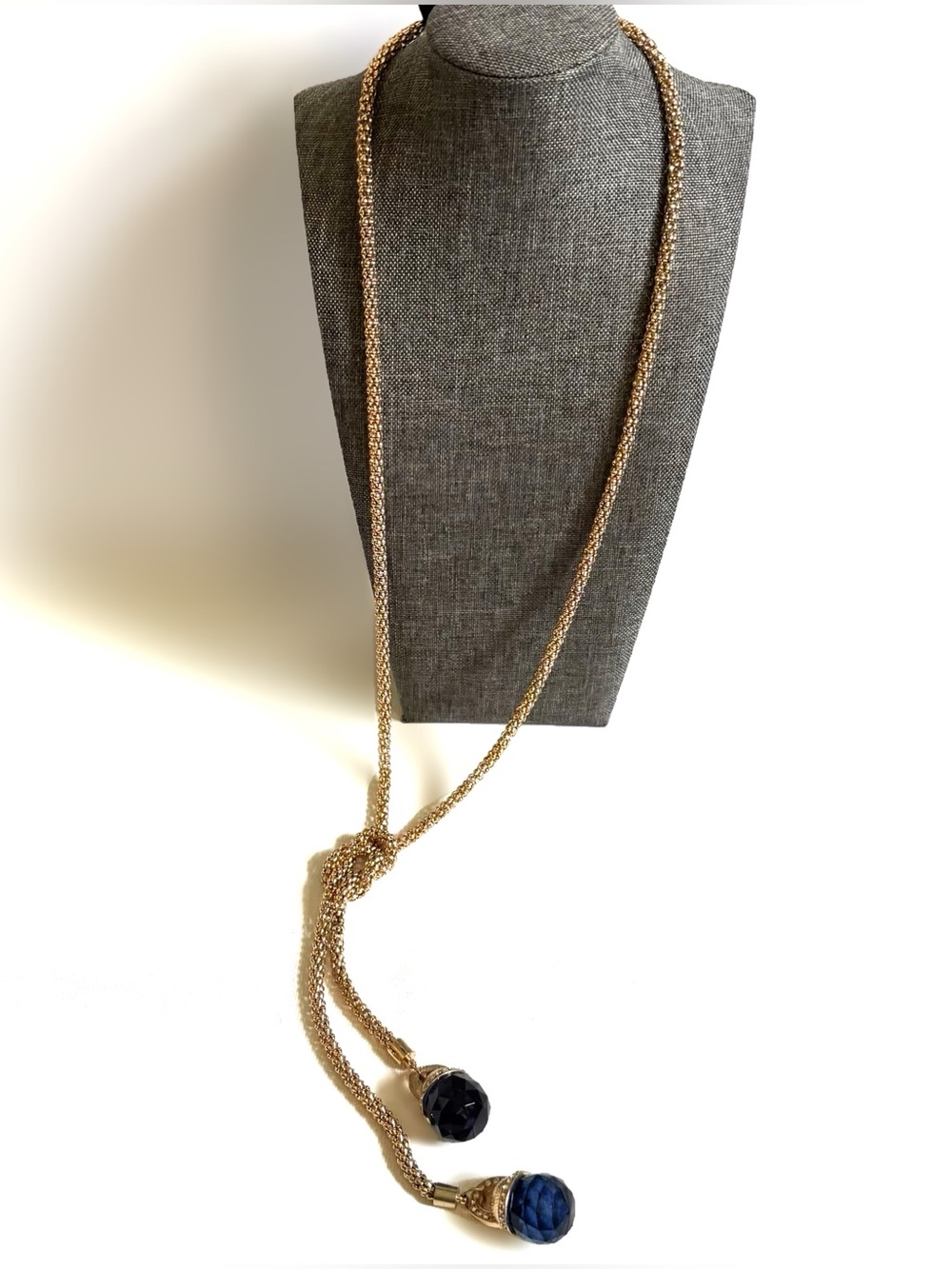 Catherines Gold Tone Lariat Necklace Blue Faceted Rhinestone Long Statement Glam